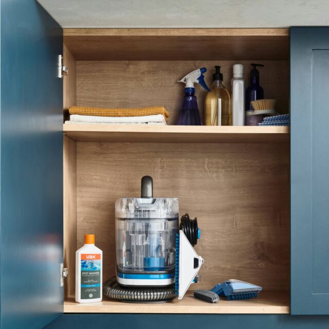 Vax CDSW-MPXPKIT SpotWash Home Duo Carpet Washer with extra 1.5L Spot Wash Antibacterial Solution â€“ Blue